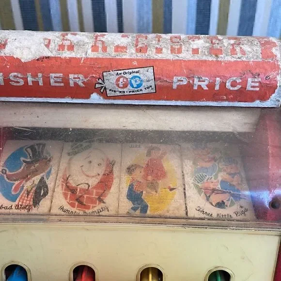 Fisher price972 1960 original cash register Bell, keys works, drawer opens.